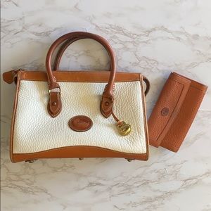 Vintage Dooney & Bourke Shoulder bag & wallet